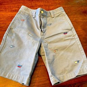 Vineyard Vines Boys size 10 shorts